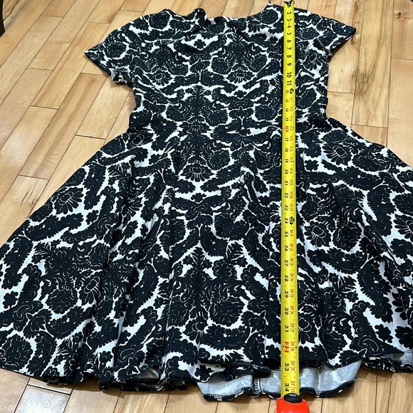 Closet Fit & Flare Damask Dress - Picture 5 of 8